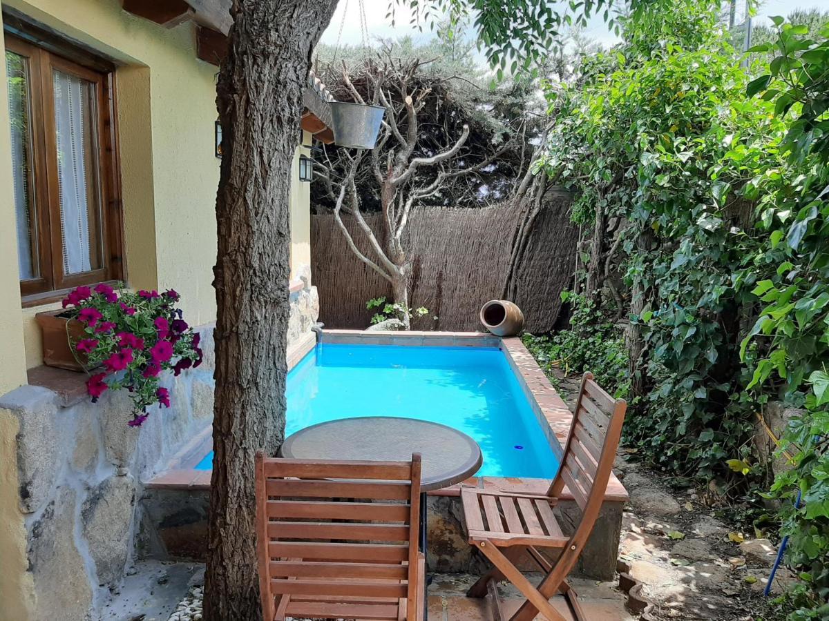 Acogedora Casa Rural En La Sierra De Madrid Матаелпино Екстериор снимка