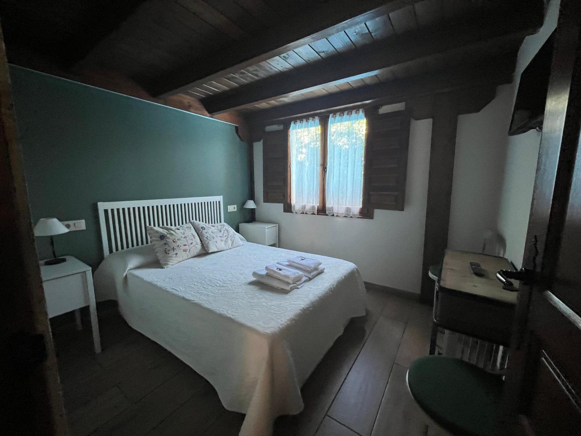 Acogedora Casa Rural En La Sierra De Madrid Матаелпино Екстериор снимка